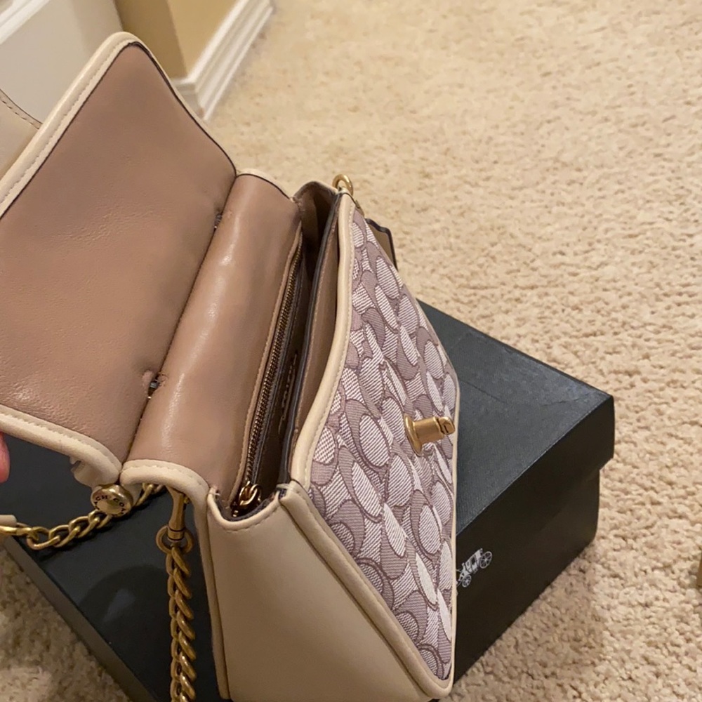 Bag - Picture 5 of 8